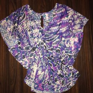 Flutter sleeve sheer dolman